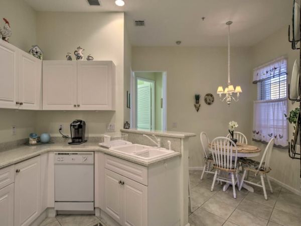 Naples Home 989742