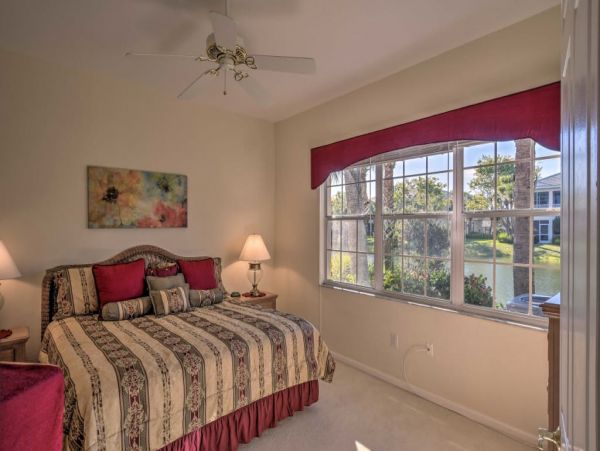 Naples Home 989742