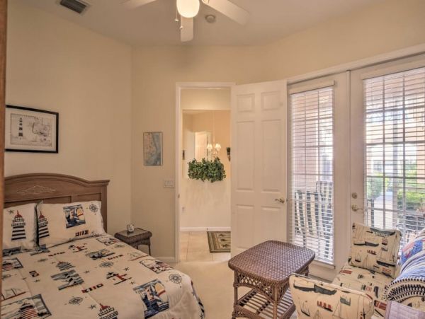 Naples Home 989742
