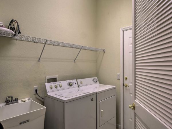 Naples Home 989742