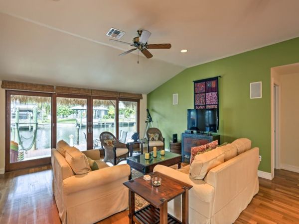 Cape Coral Home 989744