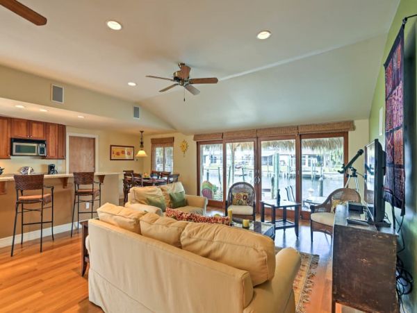 Cape Coral Home 989744