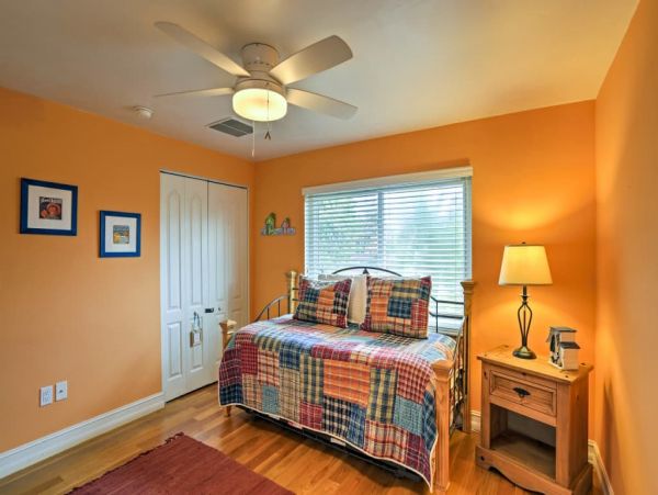 Cape Coral Home 989744