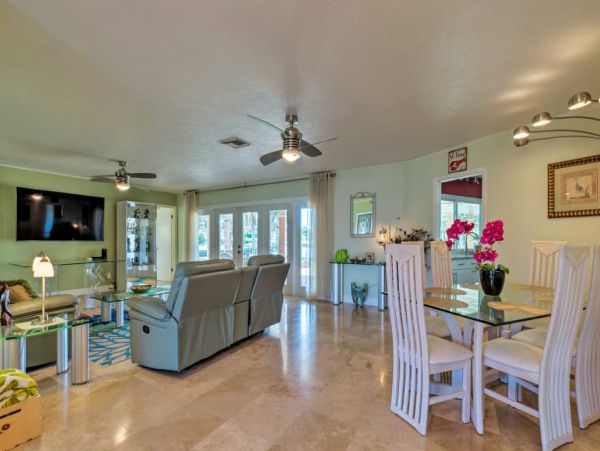 Clearwater Home 989750