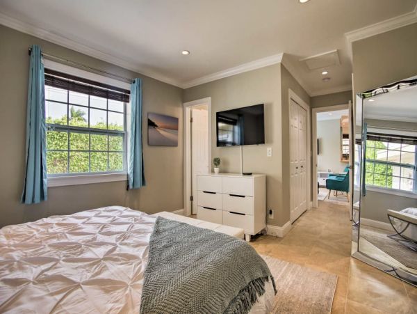 Pompano Beach Home 989754
