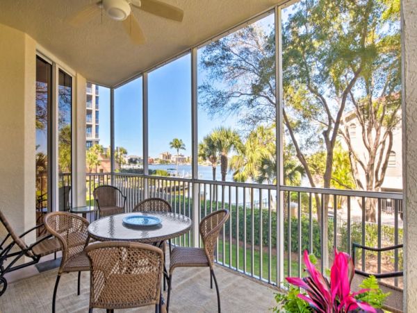 Naples Home 989756