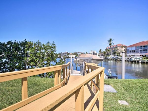 Naples Home 989756