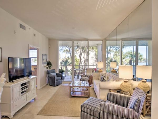 Naples Home 989756