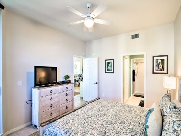 Naples Home 989756