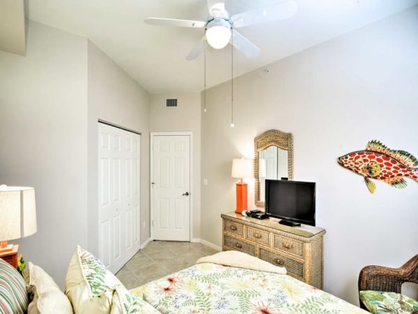 Naples Home 989756