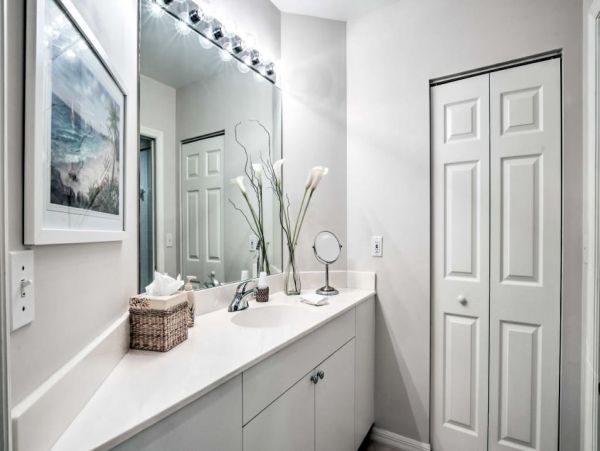 Naples Home 989756