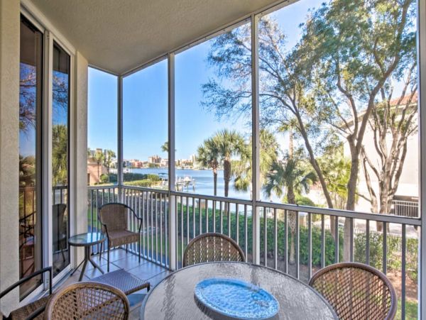 Naples Home 989756