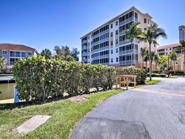 Naples Home 989756