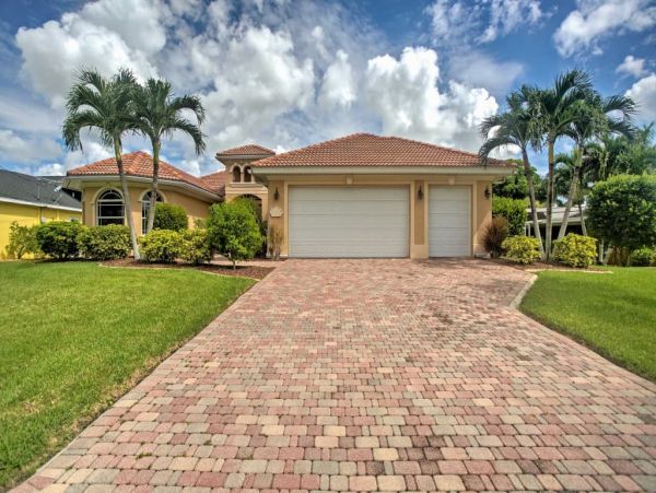 Cape Coral Home 989757