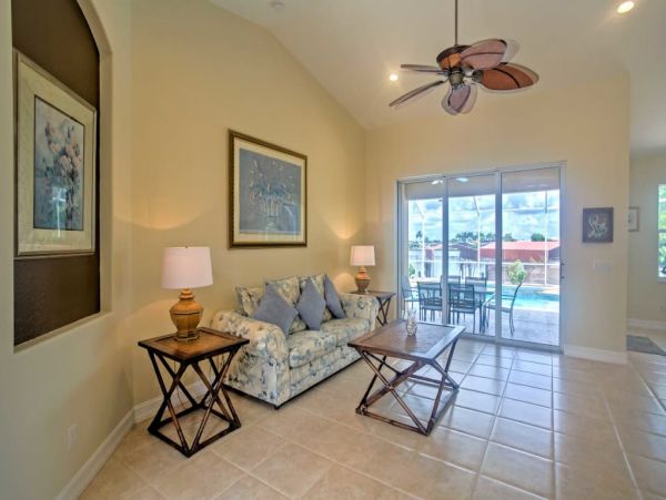 Cape Coral Home 989757