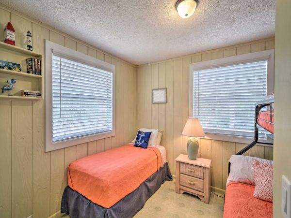 Other Cities  Florida Home 989760