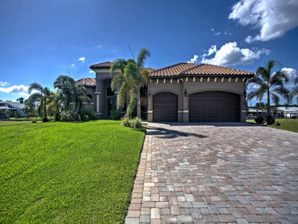 Cape Coral Home 989764