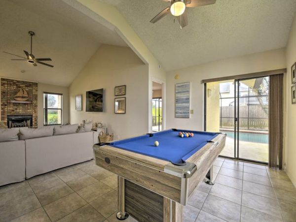 Daytona Beach Home 989766