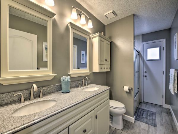 Daytona Beach Home 989766