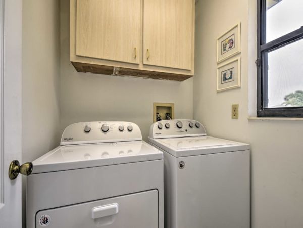 Daytona Beach Home 989766