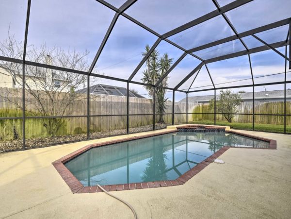 Daytona Beach Home 989766