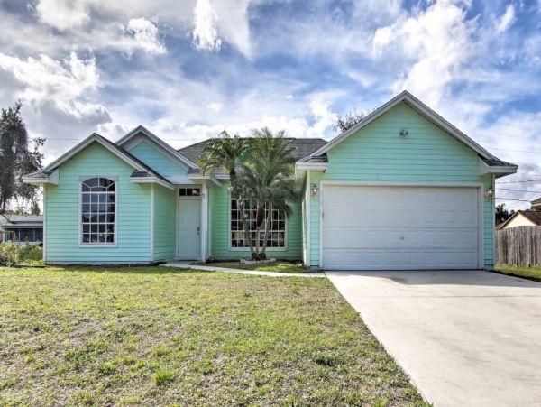 Jensen Beach Home 989768