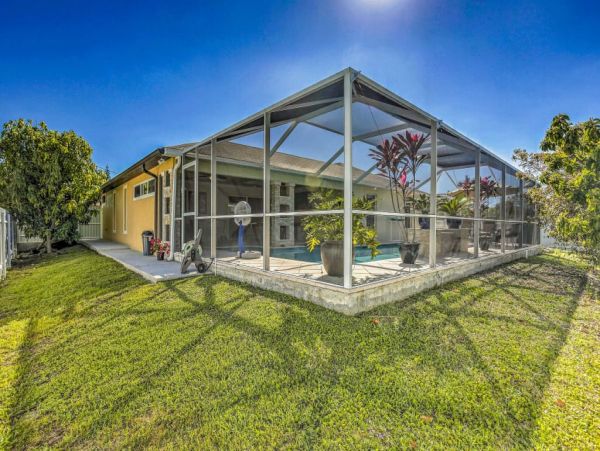 Cape Coral Home 989770