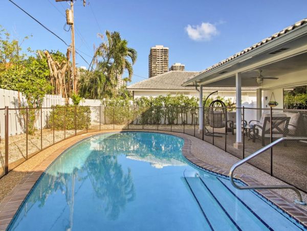 West Palm Beach Vacation Rental with Private Pool