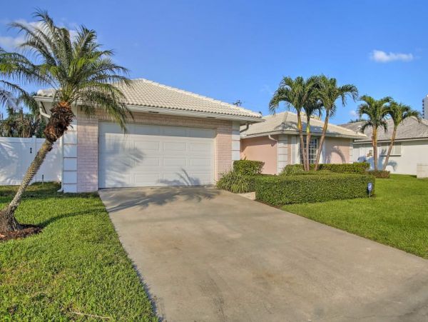 West Palm Beach Vacation Rental with Private Pool
