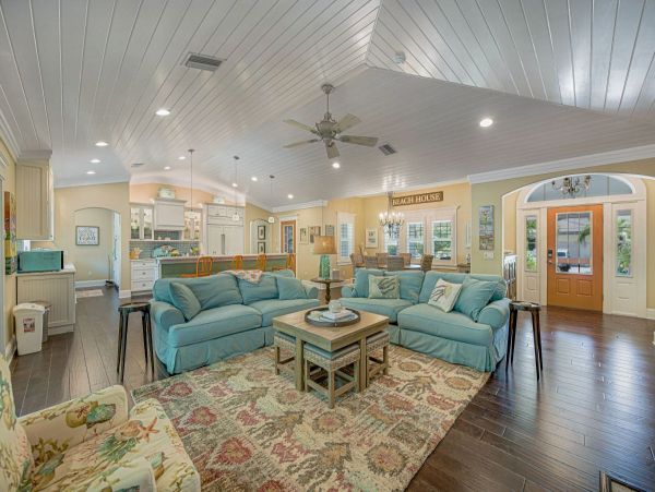 Short Walk to Beach Anna Maria Island Vacation Pool Home