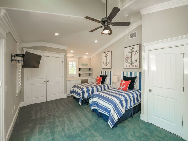 Short Walk to Beach Anna Maria Island Vacation Pool Home