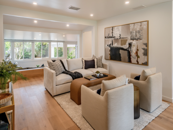 Short Walk to Beach Santa Barbara Vacation Home 2 Bedrooms