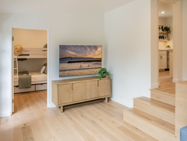 Short Walk to Beach Santa Barbara Vacation Home 2 Bedrooms