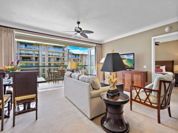 Kaanapali Vacation Condo Two Bedrooms Ocean Views