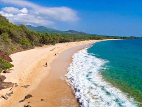 Maui Four Bedroom Vacation Home with Private Pool & Hot Tub