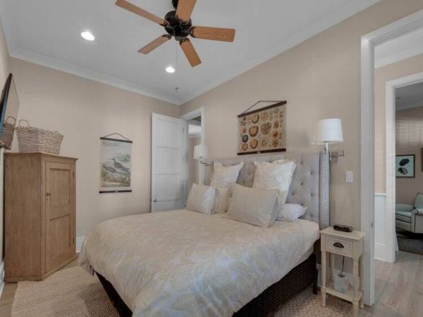 Short Walk to Beach Defuniak Vacation Home Private Pool