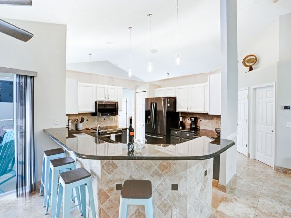 Private Caged Pool Cape Coral Vacation Home Three Bedroom