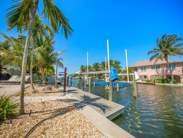 Canal View Vacation Home At The North End Anna Maria