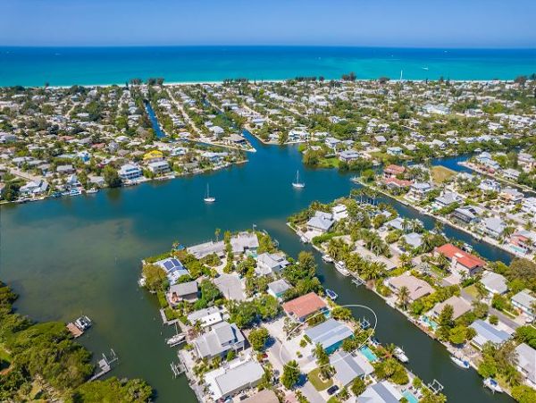 Canal View Vacation Home At The North End Anna Maria