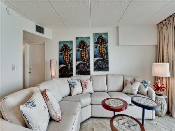 Bayfront condo 300 feet to Gulf of Mexico Beach