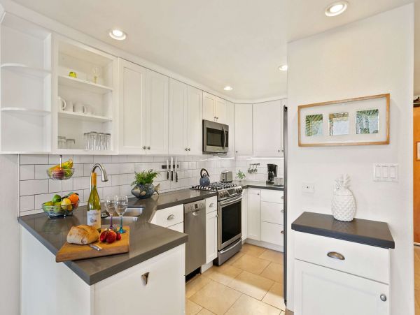 Short Walk to Beach Kihei Vacation Condo Two Bedroom