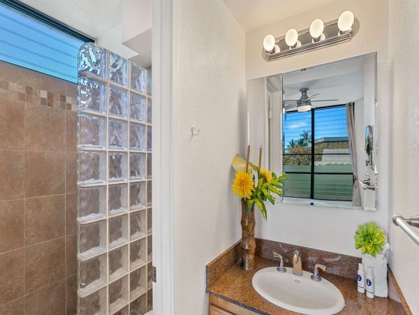 Short Walk to Beach Kihei Vacation Condo Two Bedroom
