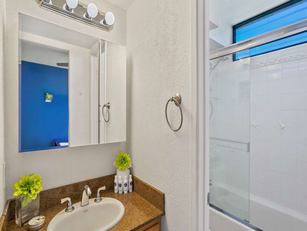 Short Walk to Beach Kihei Vacation Condo Two Bedroom