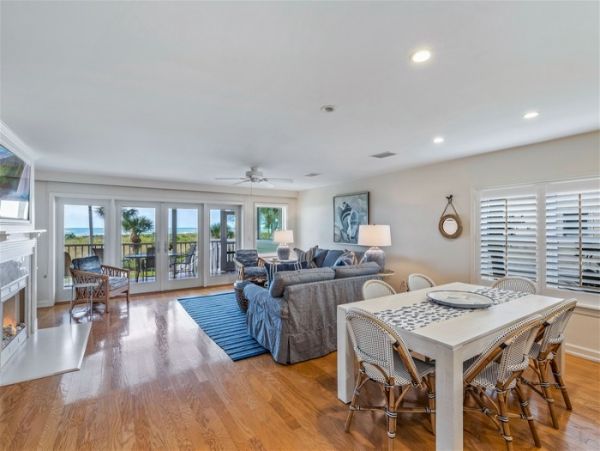 On Beach Boca Grande Vacation Townhome Three Bedrooms