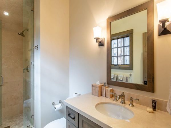 Guest ensuite