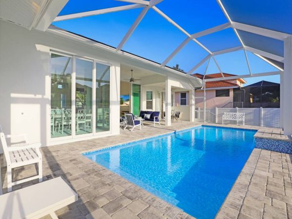 Charming Vacation Home Rental on Marco Island with Pool
