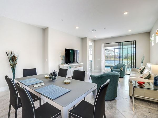 Charming Vacation Home in Naples with Pool Sleeps 4