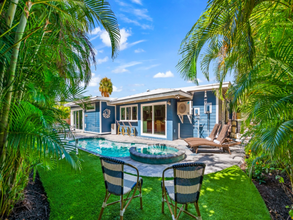 Holmes Beach Vacation Rental with Pool & Spa | Anna Maria Island