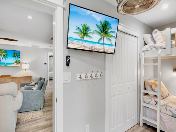 Holmes Beach Vacation Rental with Pool & Spa | Anna Maria Island