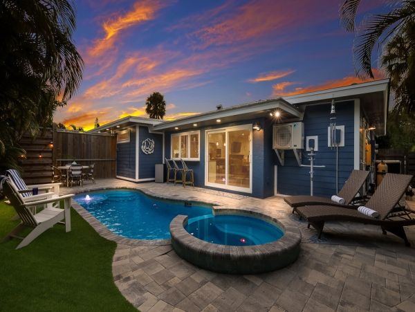 Holmes Beach Vacation Rental with Pool & Spa | Anna Maria Island